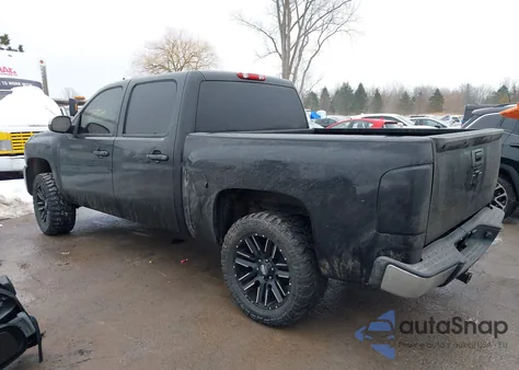 2011 Chevrolet Silverado 1500 Lt z USA, uszkodzony, nr VIN 3GCPCSE03BG337514